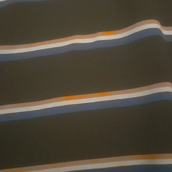 New Nike multi-stripe Tee size L - Picture 2 of 5